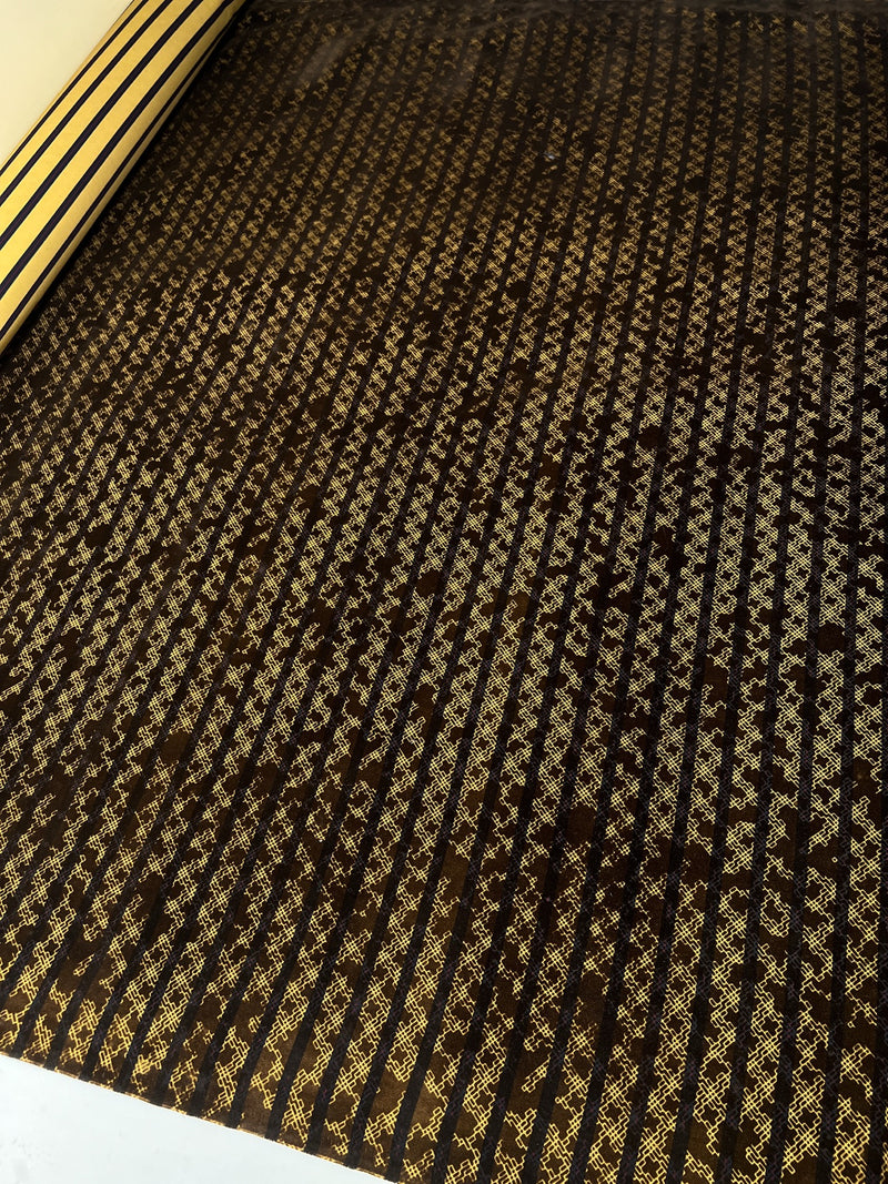 TN-823d – image 5