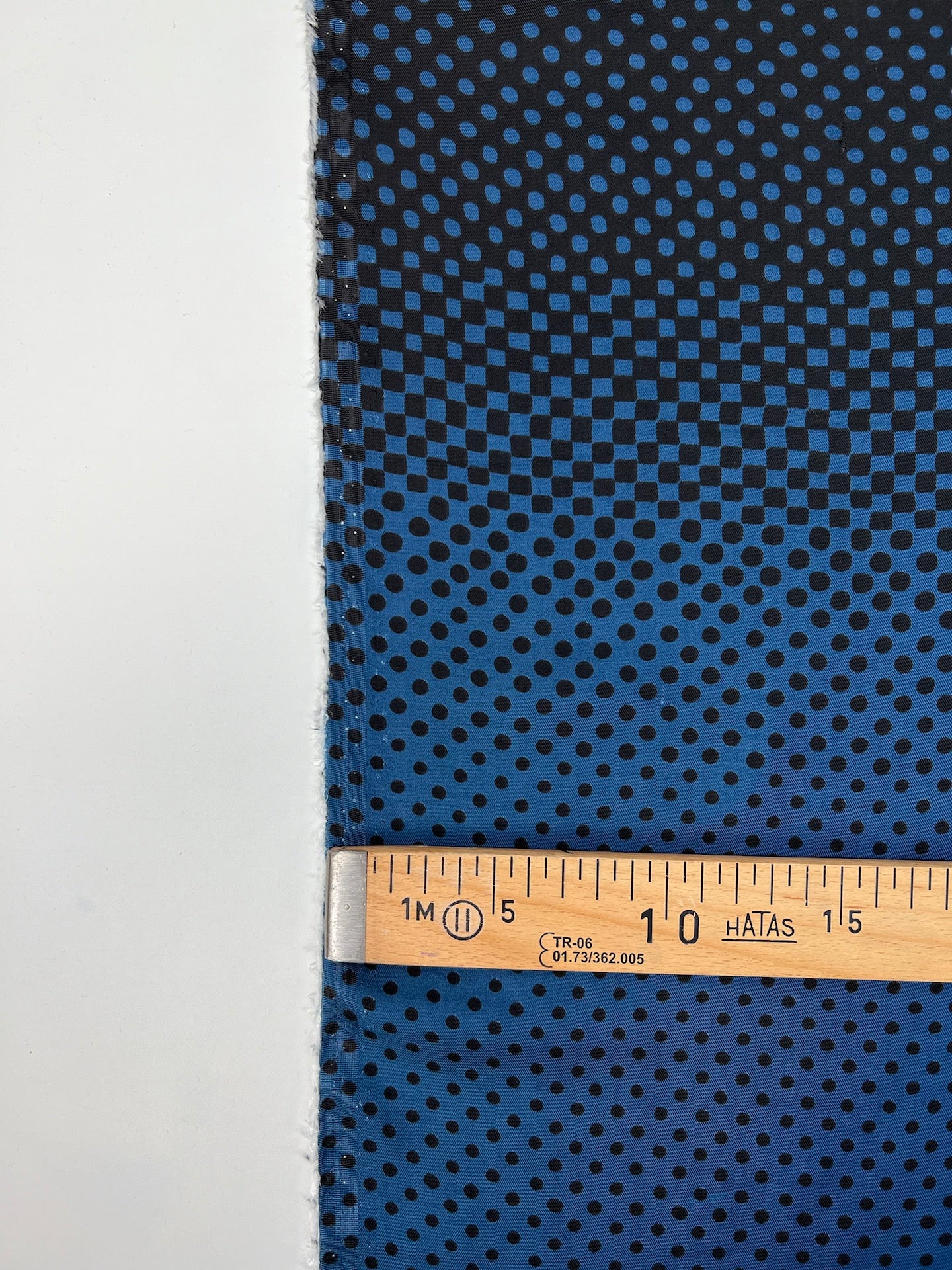 RA-1048d – image 4