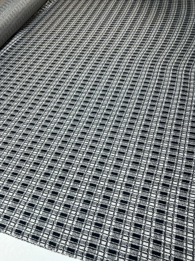 VR-061 – image 5