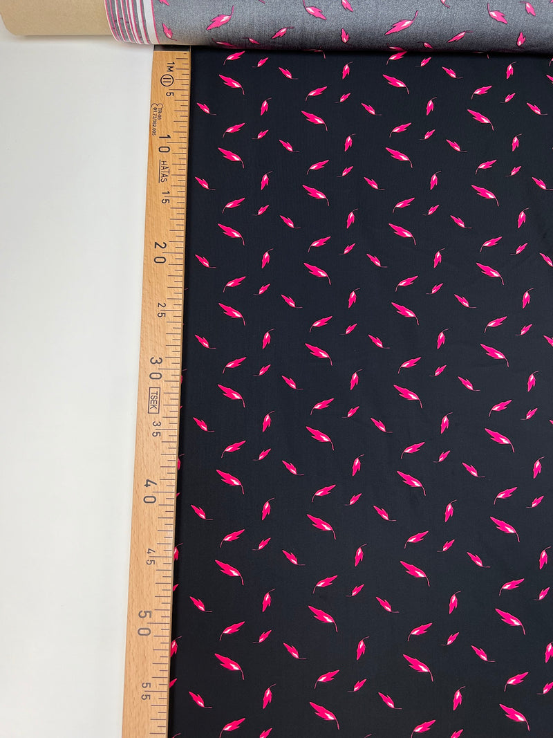 RA-833d – image 4