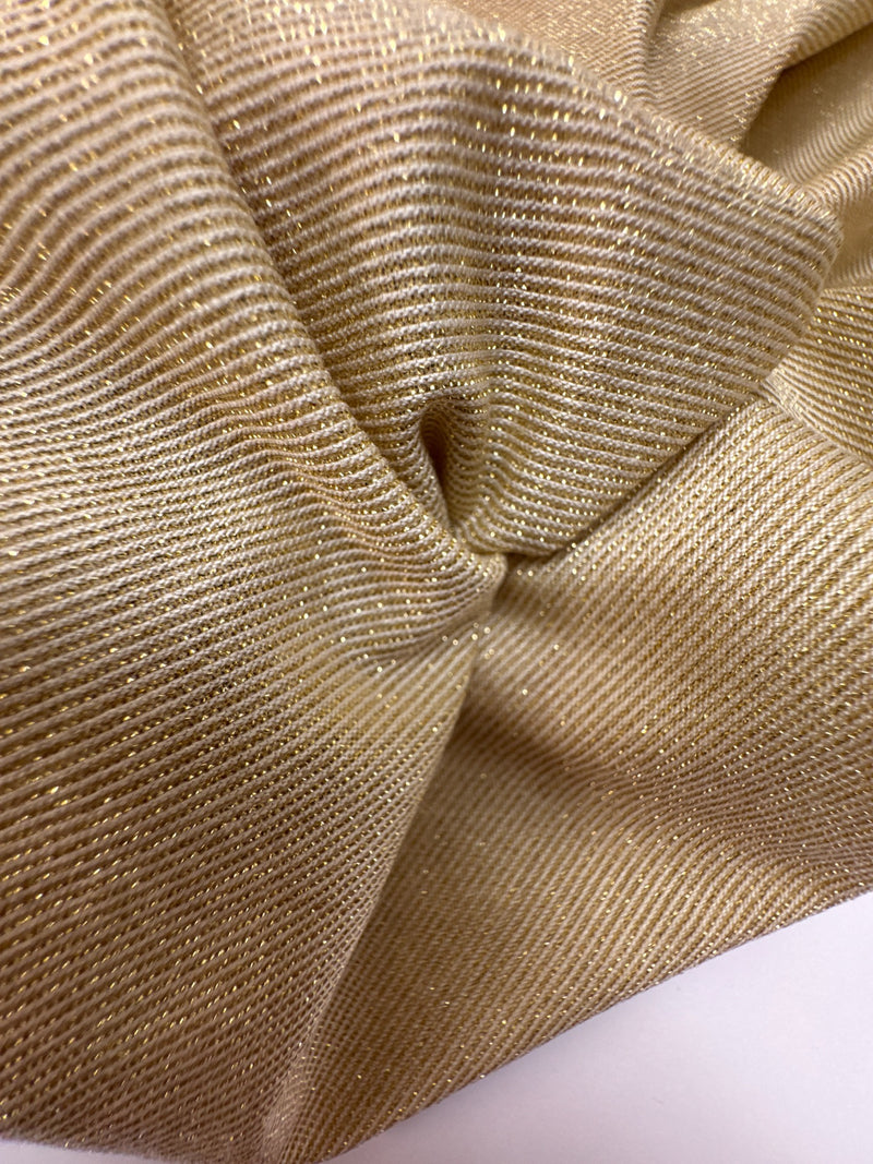 VR-687 – image 3