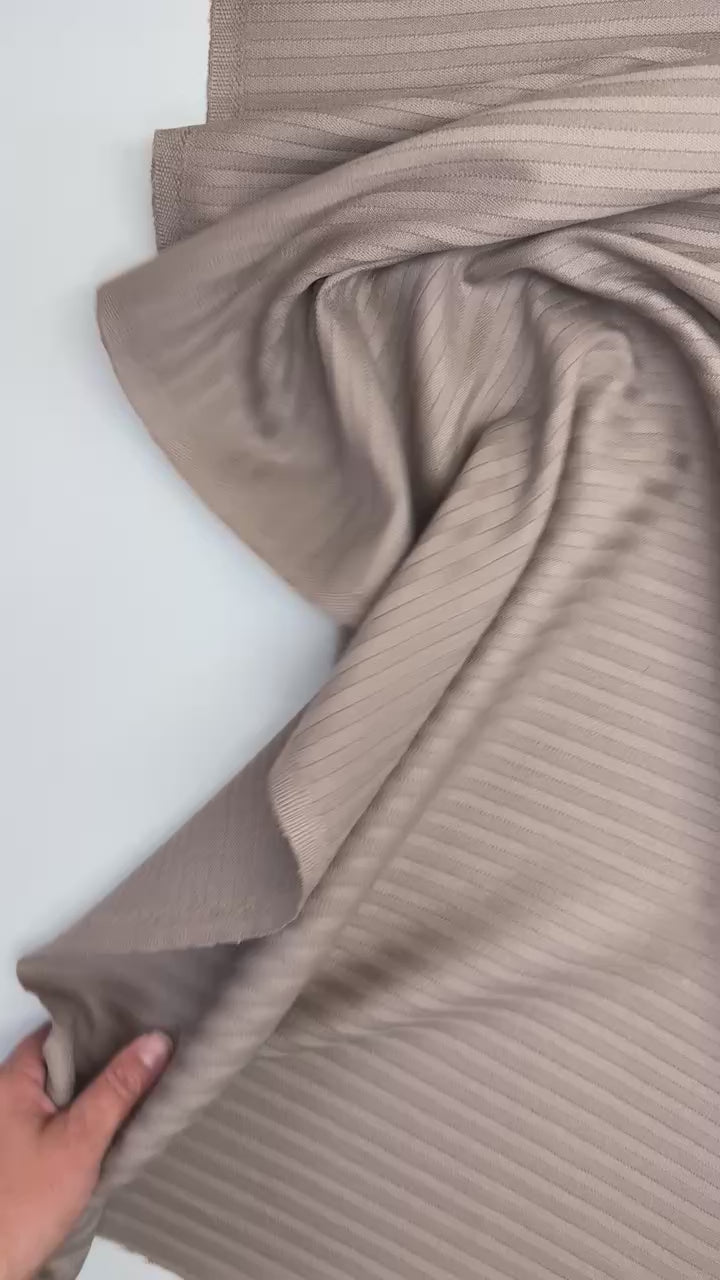 Video laden: video 13572412-b529-431a-90f8-32cf2e708cb0