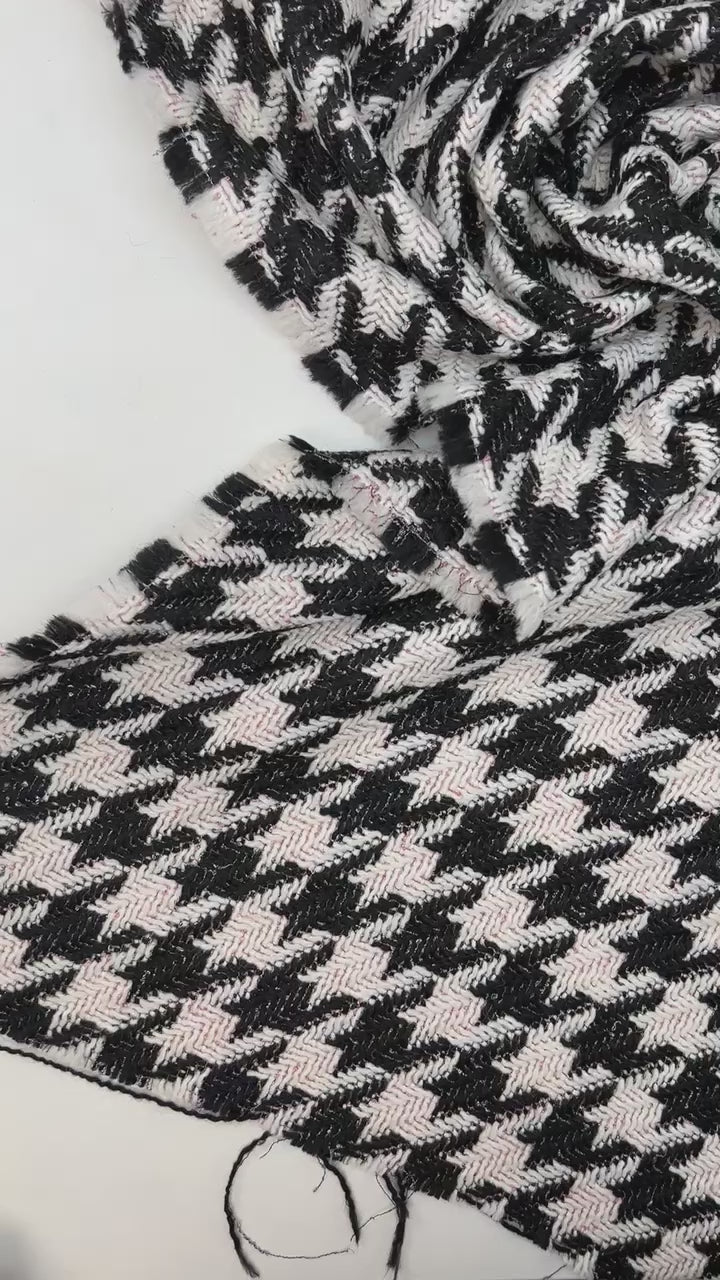 Load video: video f1d194b9-2a04-4803-949b-d47b9f719bc2