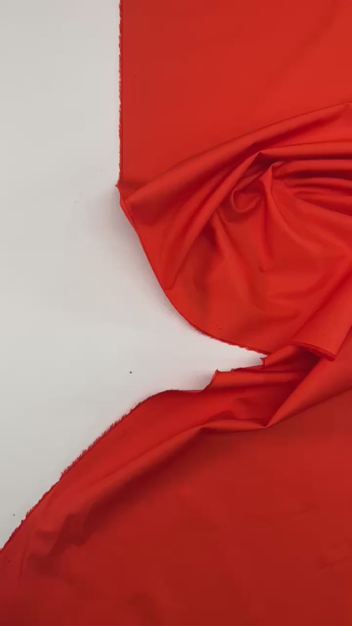 Load video: video ed968702-c17f-4db5-a1f5-65a63ac503b5