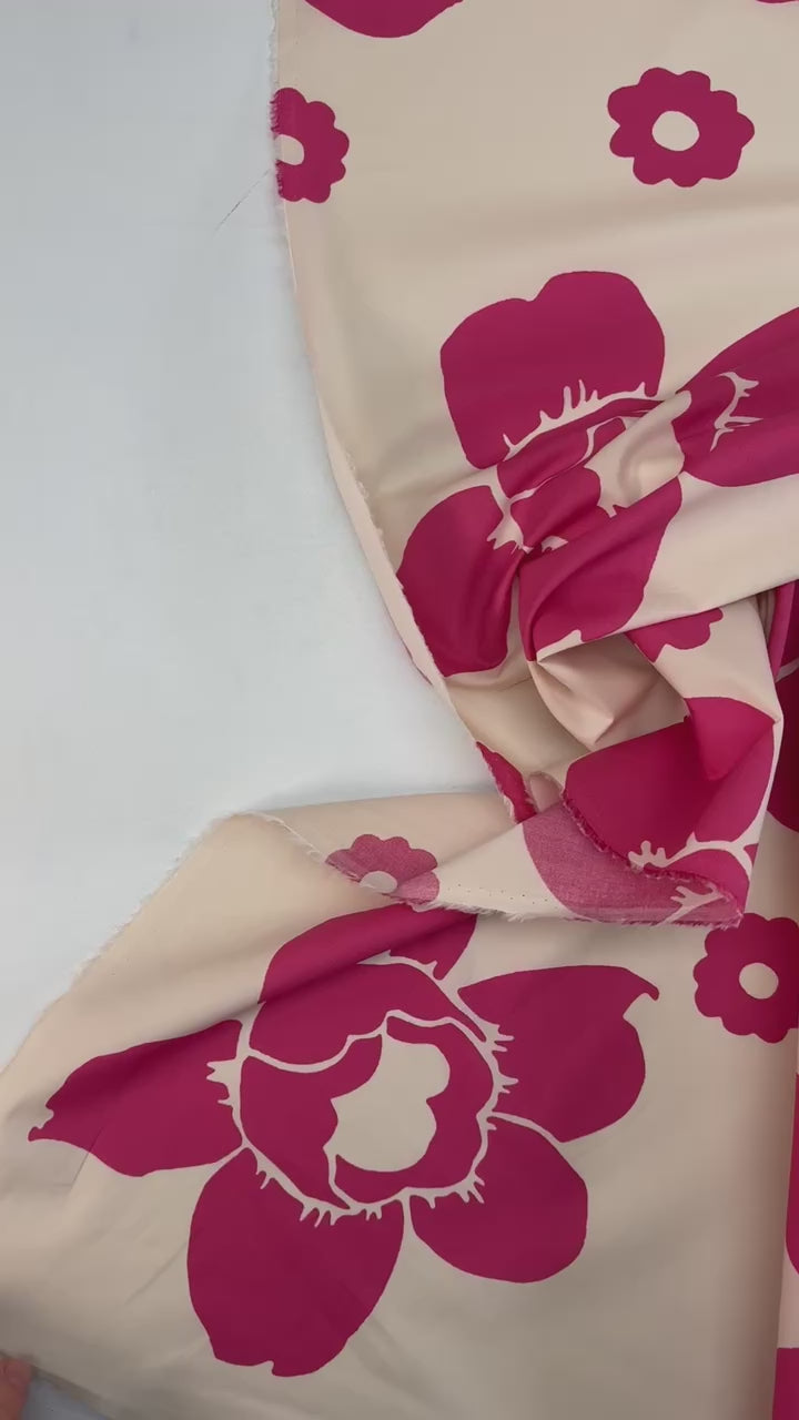 Load video: BT-035 – video 6