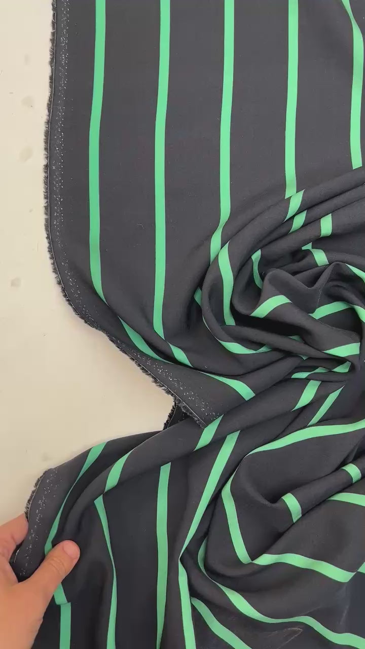 Video laden: video 2f0aedf4-e90d-476f-902e-ff1db899c98b