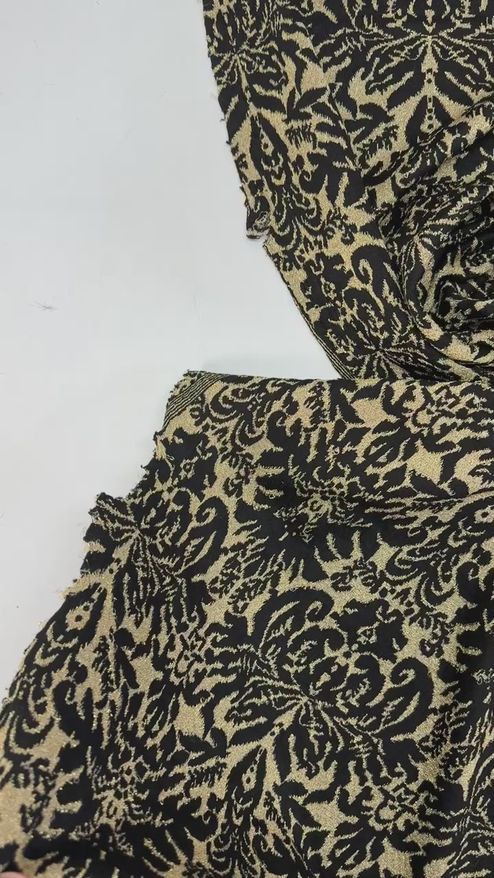 Load video: VR-012 – video 6