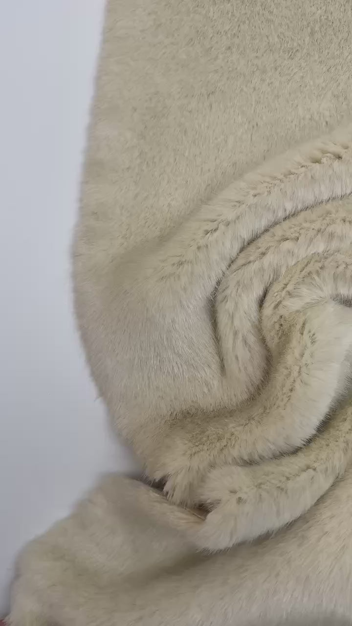 Load video: GV-779 – video 4