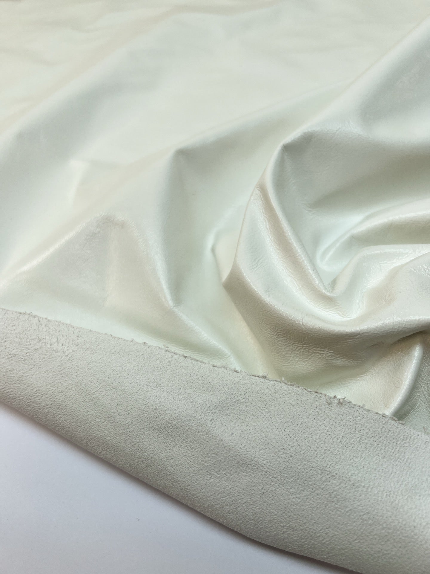 AV-1145d – image 2