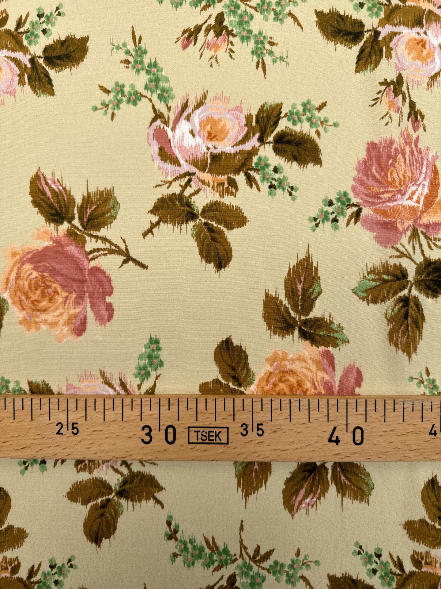 TB-1374d – image 4