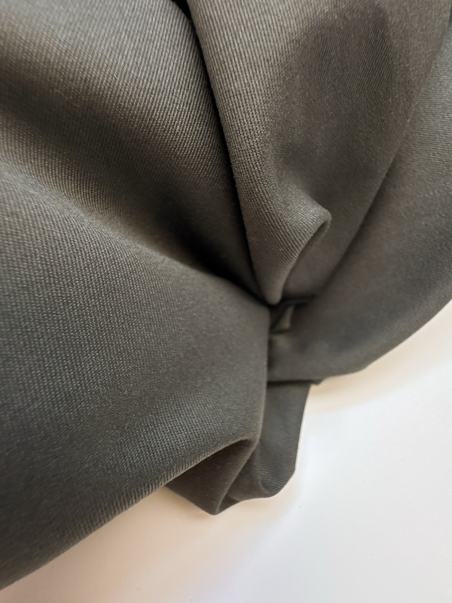 TH-048 image 3