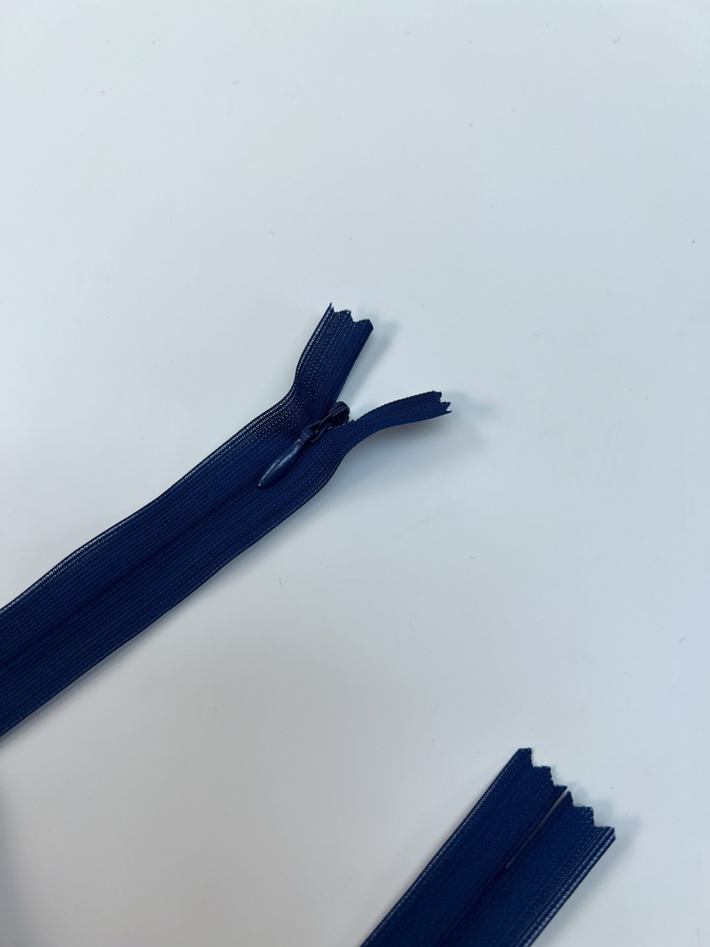 Mercerie bleu polyamide uni