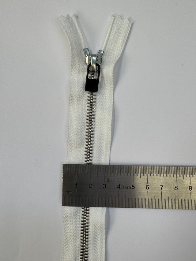 AV-2205 image 4