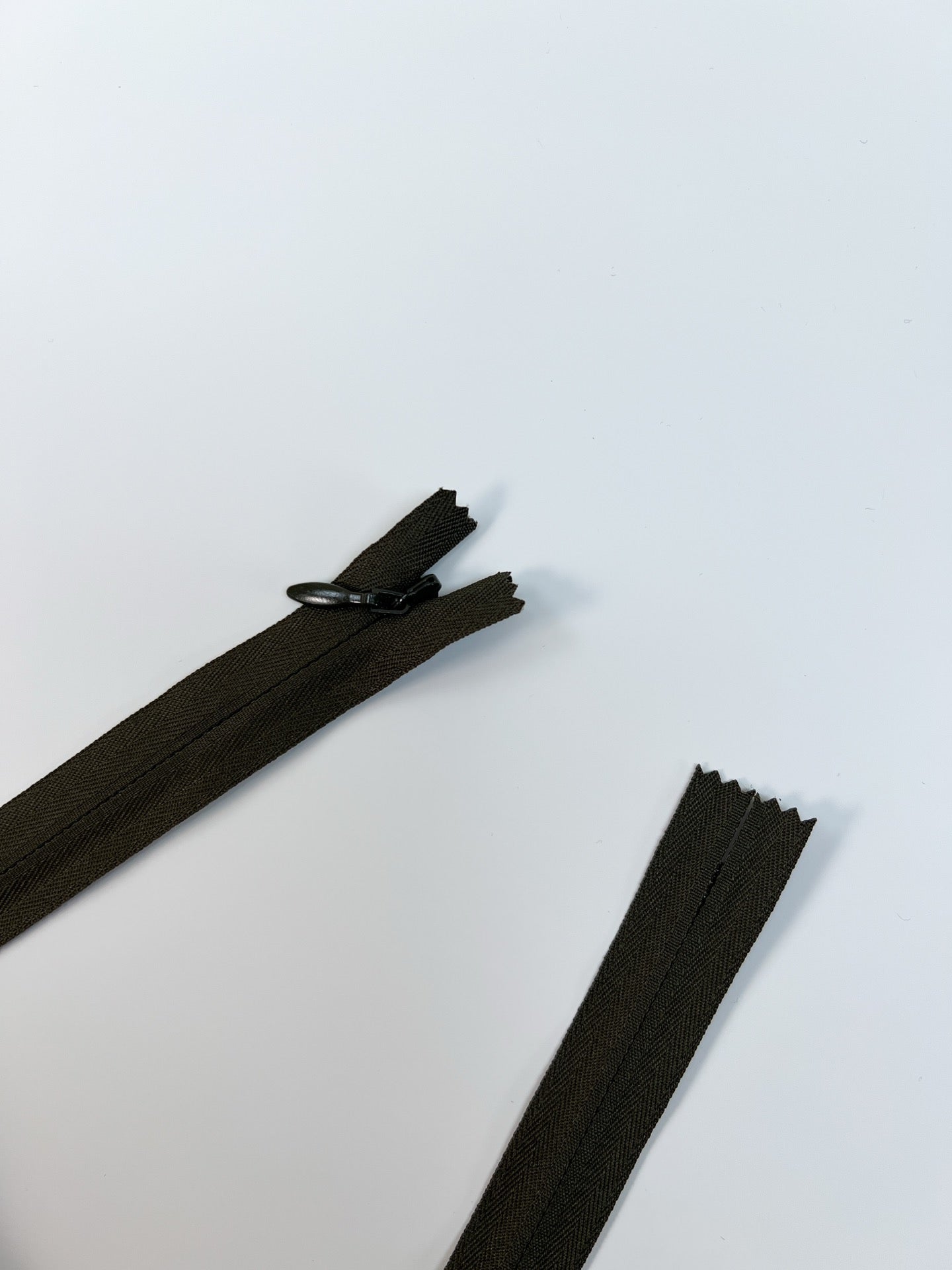 AV-1506 – image 3