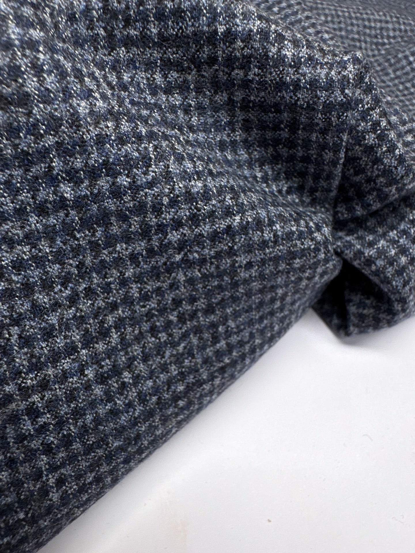 TR-746 – image 3