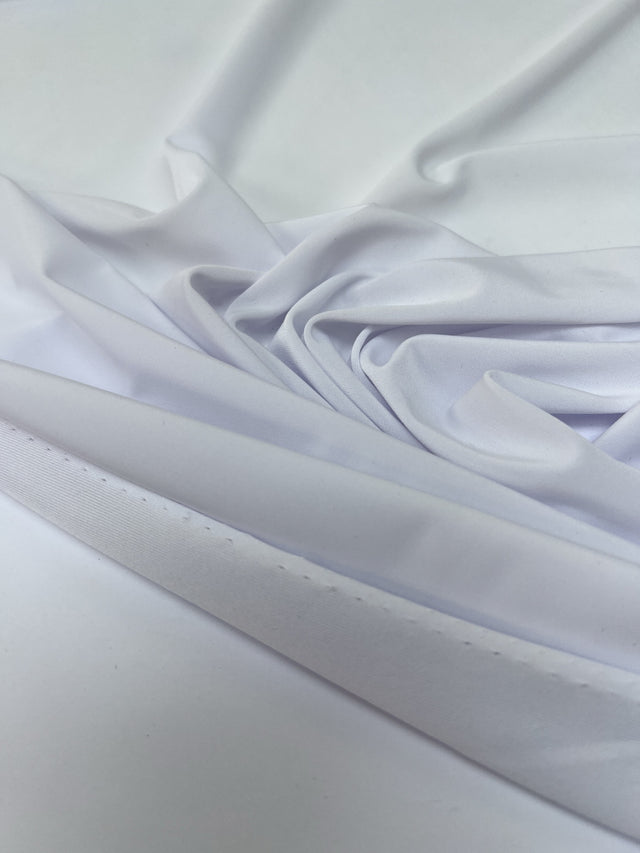 AV-1043d – image 2