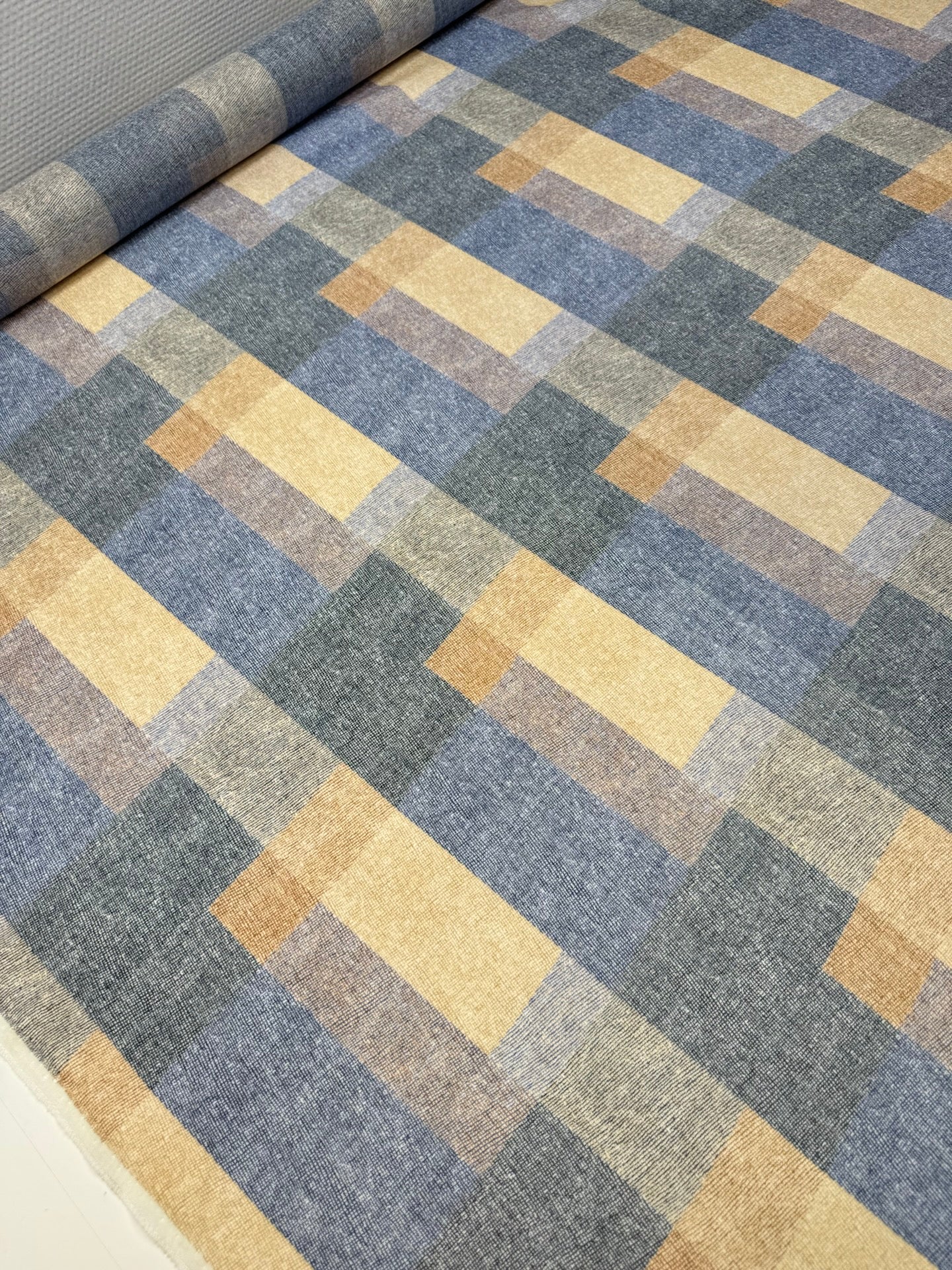 TZ-045 image 5