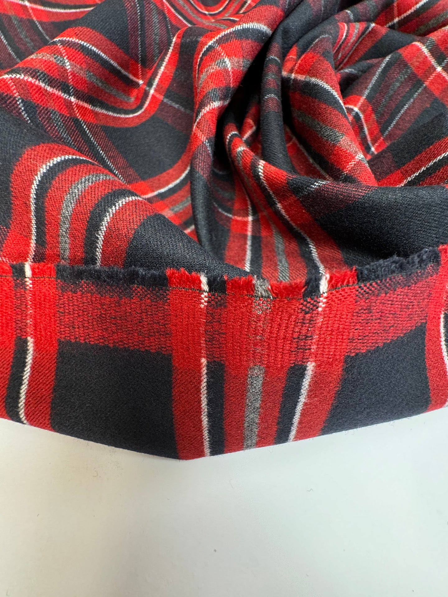 TB-1818 – image 2