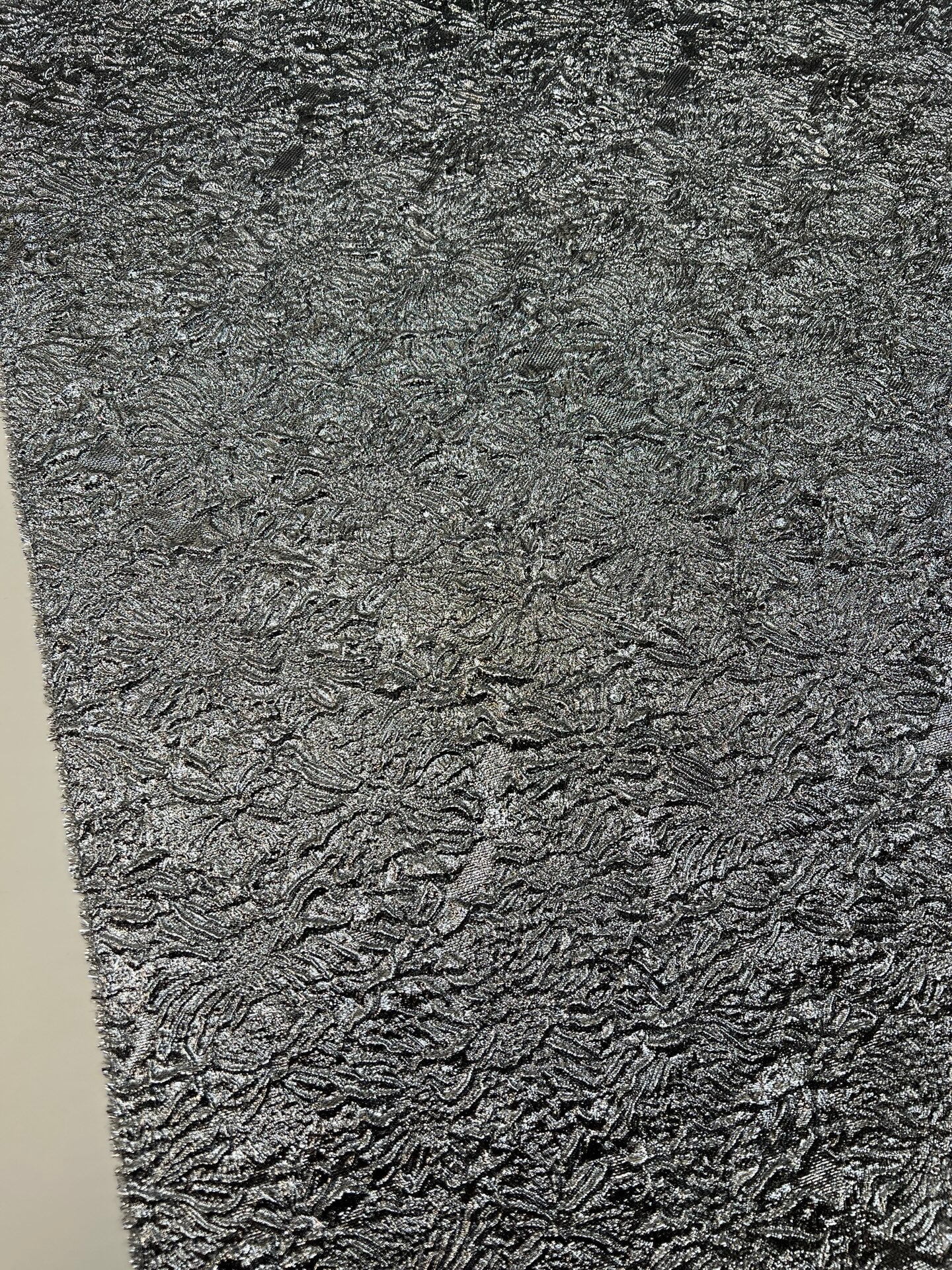 AV-2019 – image 4
