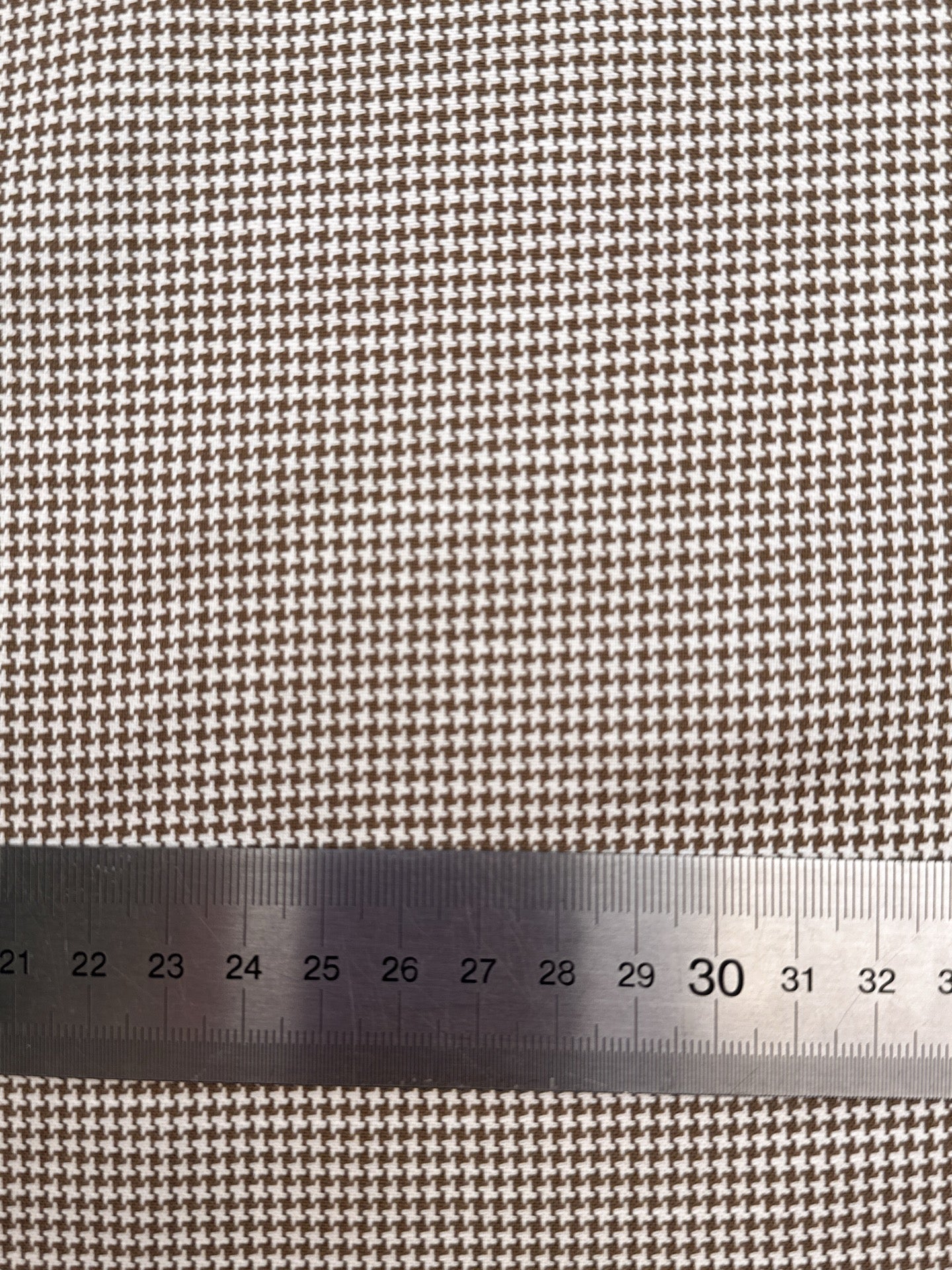 TH-742 image 4