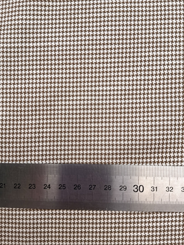 TH-742 image 4