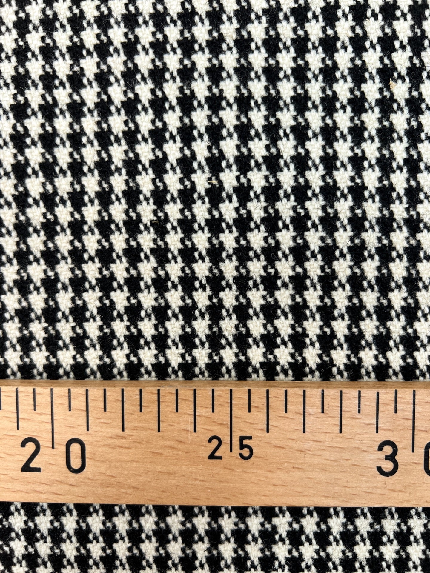 LY-060 – image 4