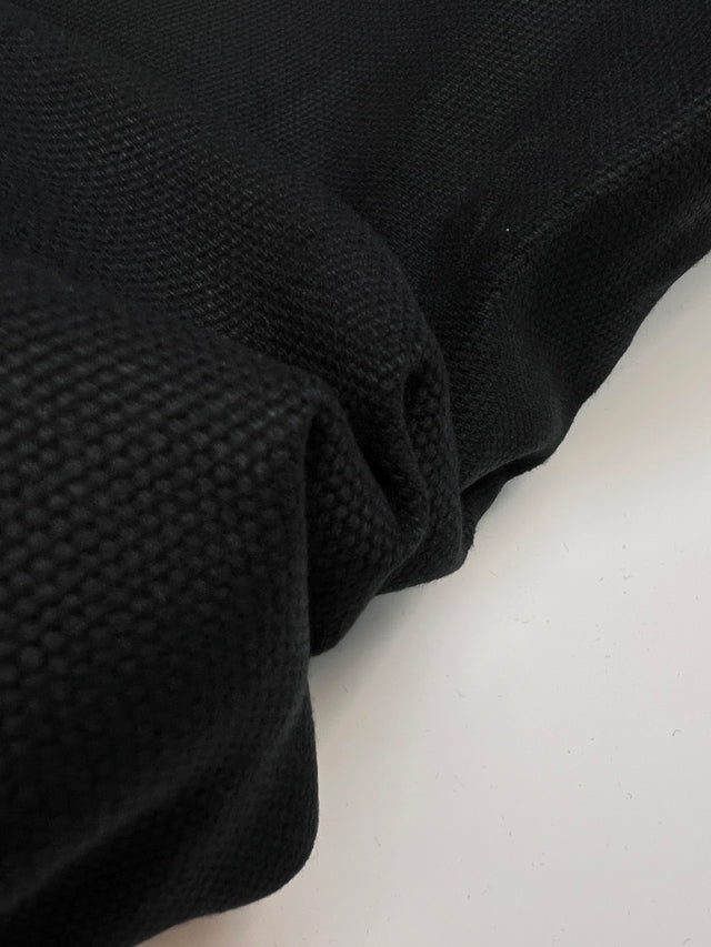DE-033 image 3