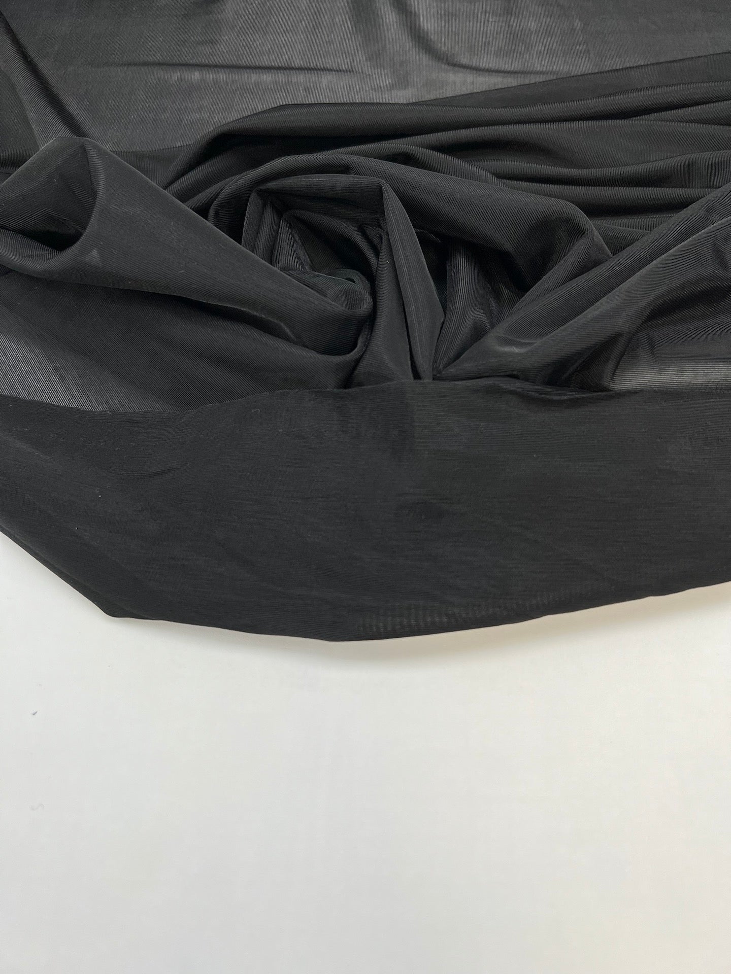 LB-1590 – image 2