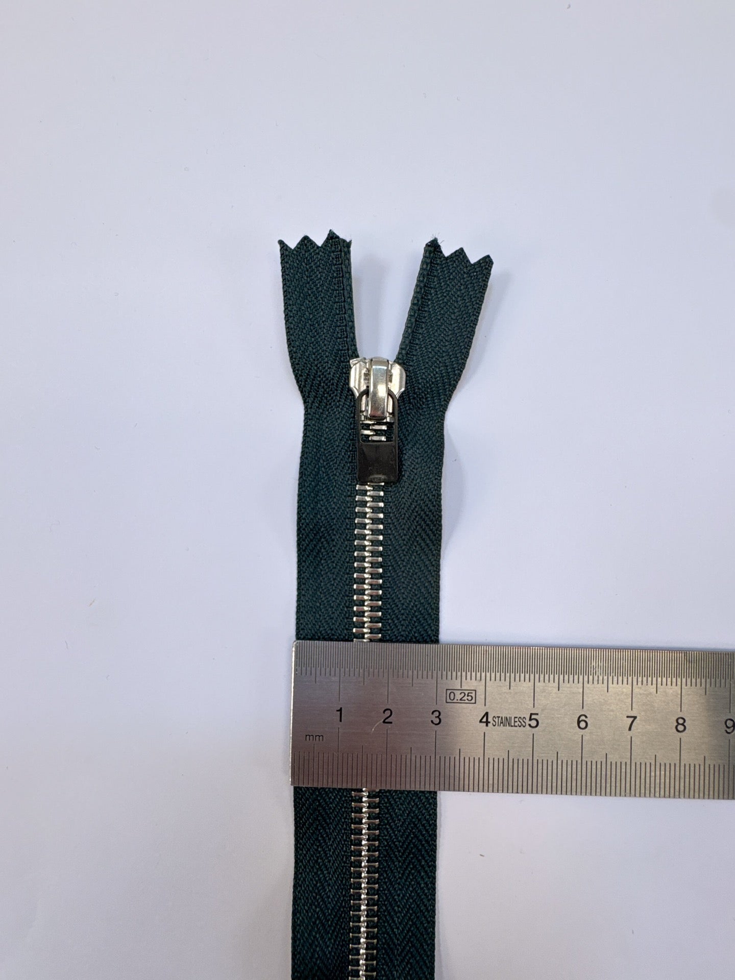 AV-2220 image 4