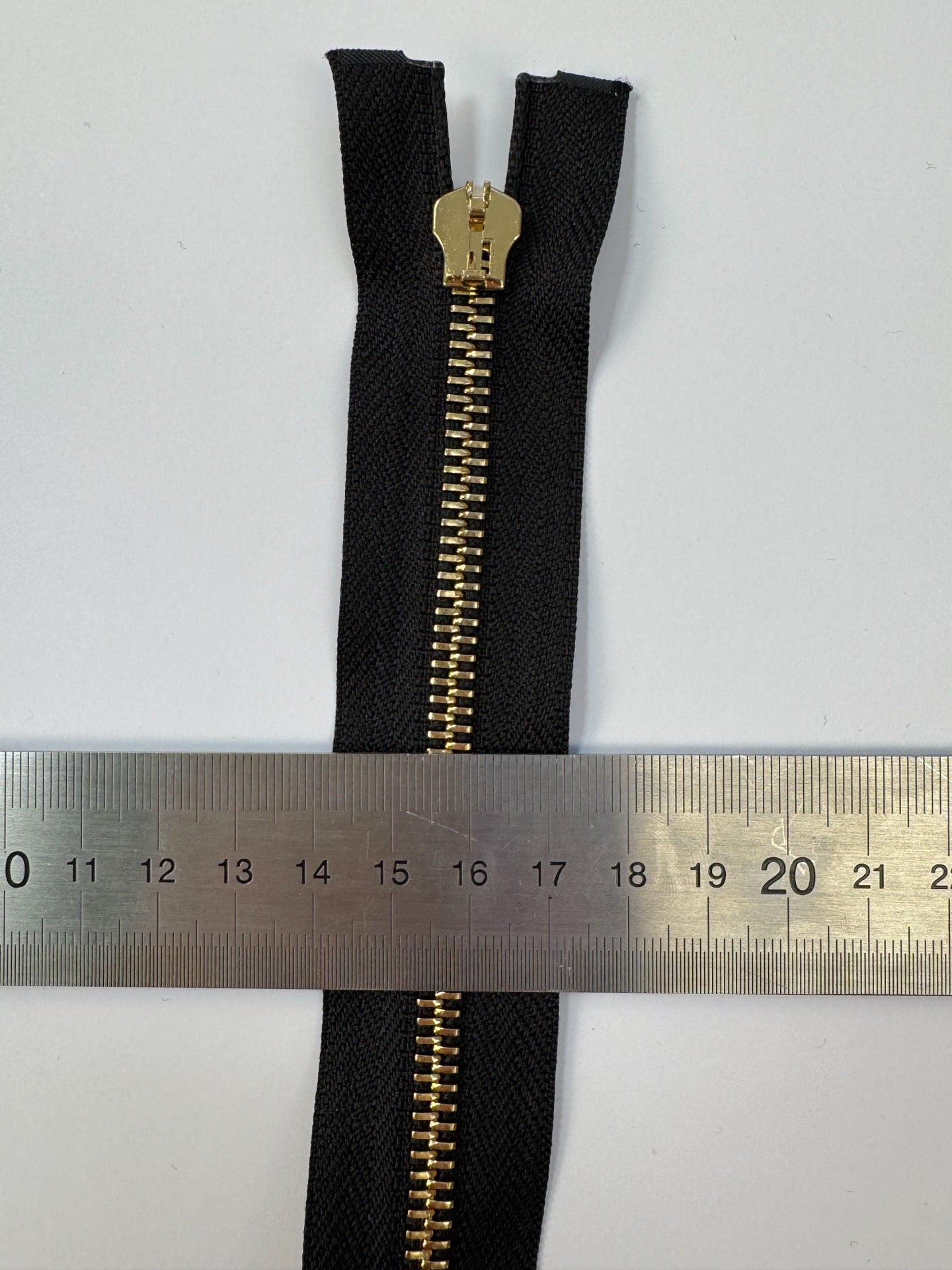 AV-1694 image 3