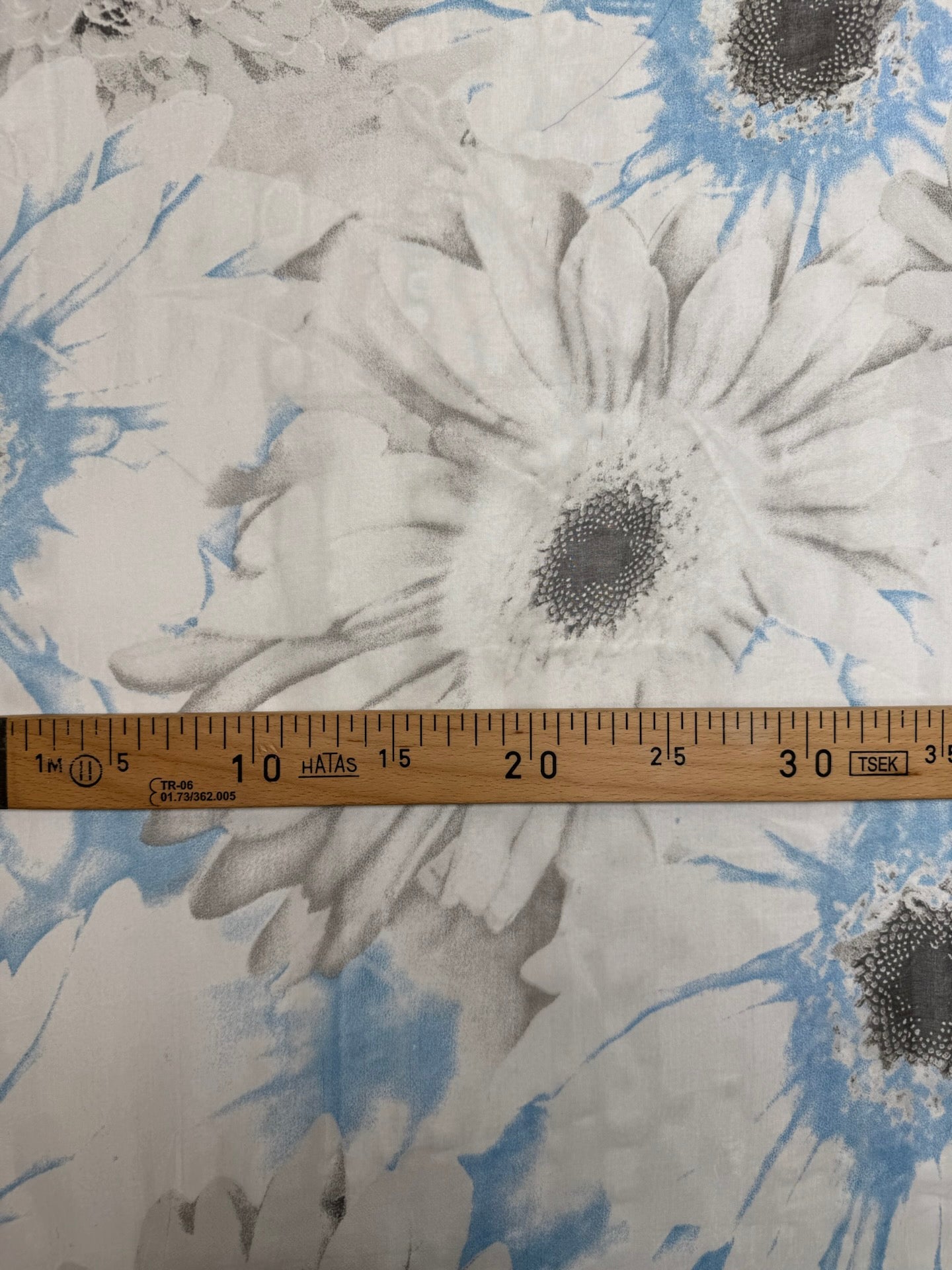 VR-588 – image 4