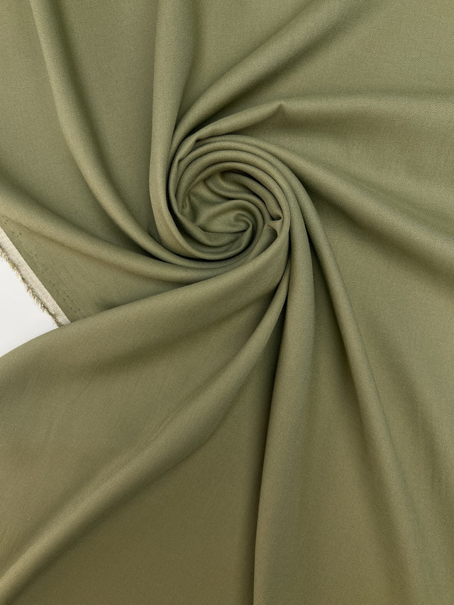 CL-106 image 1