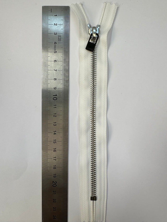 AV-2204 image 5
