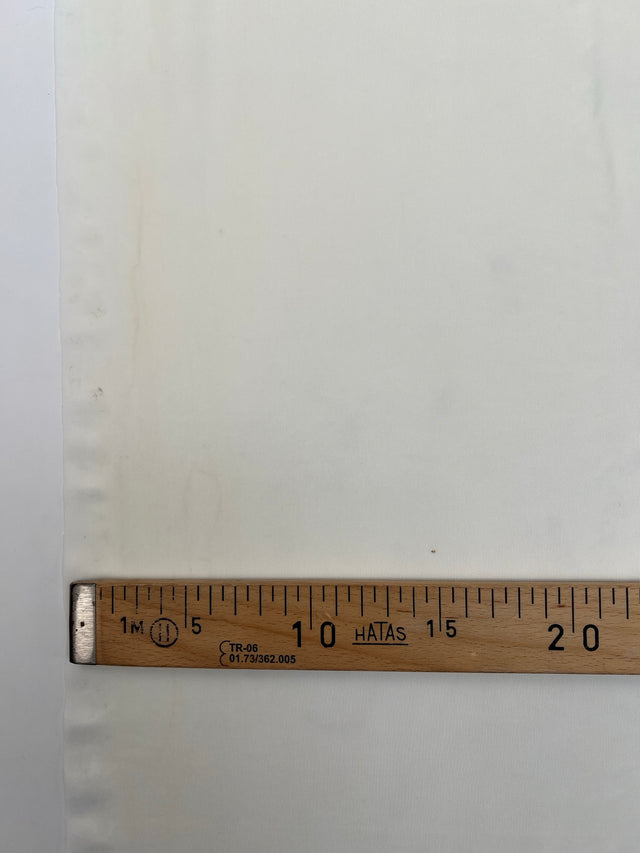 AV-1074d – image 4