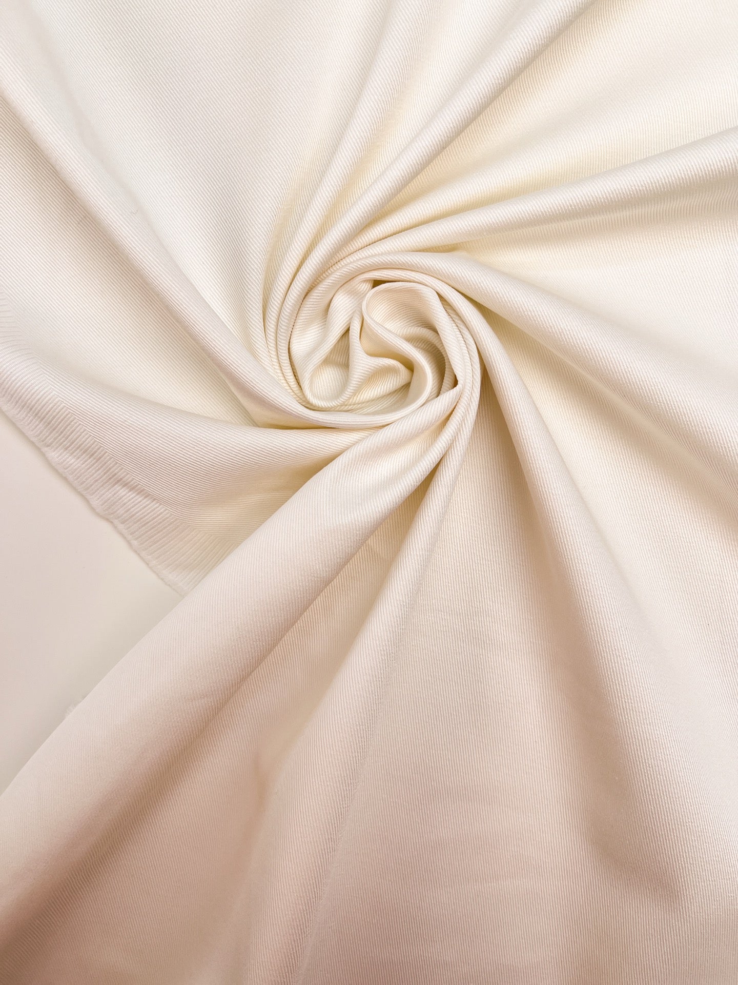 TH-821 image 1