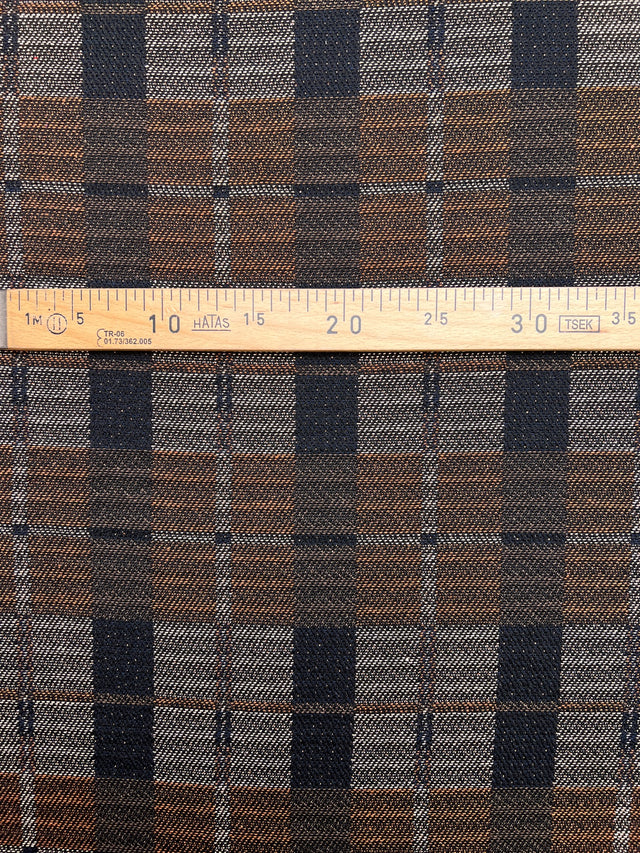 TH-758 image 4