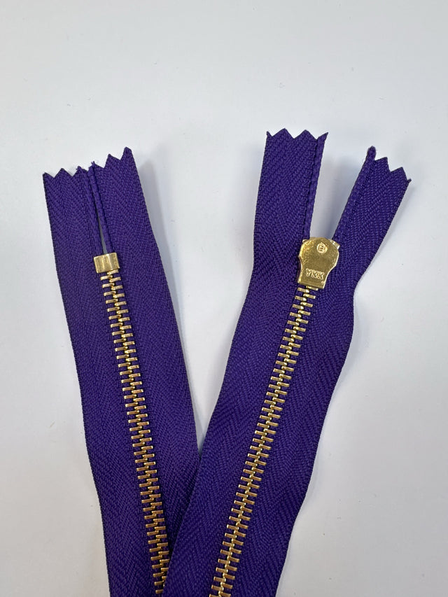 AV-2245 image 3