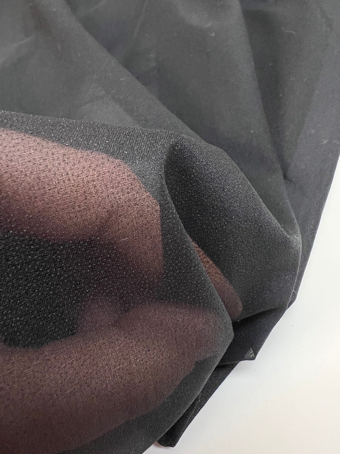 Schwarzes Stretch Polyester Vlies