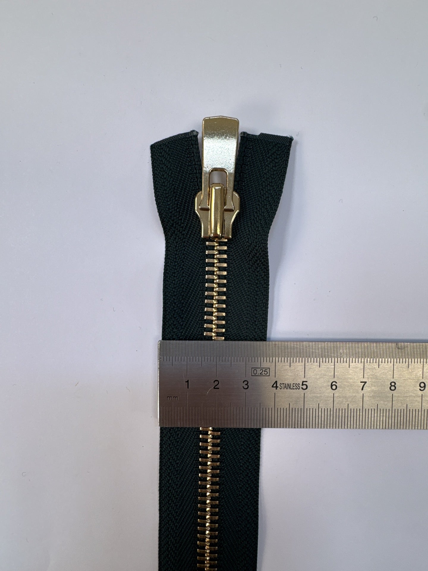 AV-2219 image 4