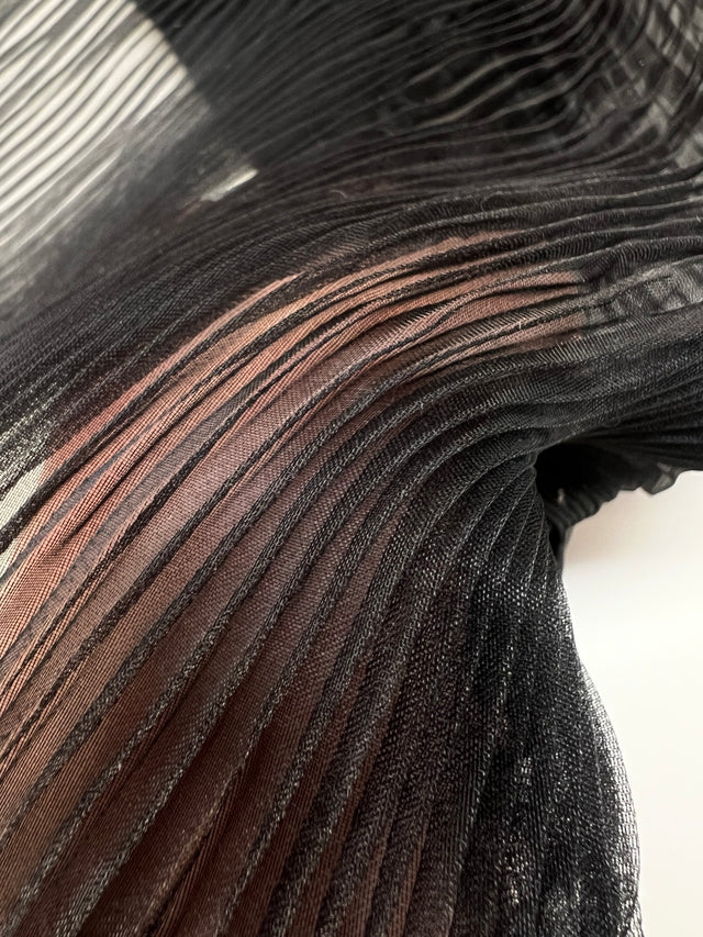 AV-1706d – image 3