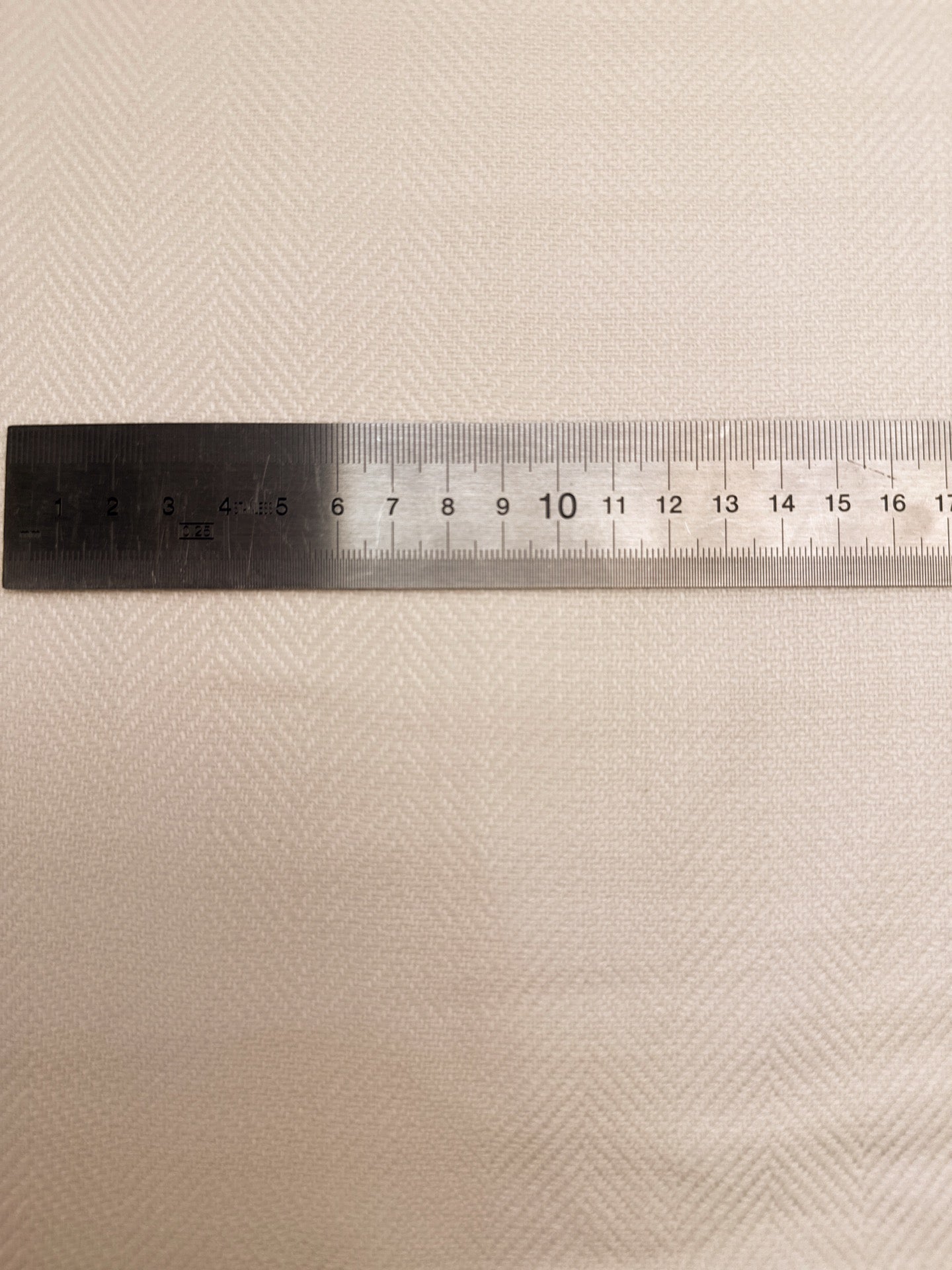 TH-713 image 4