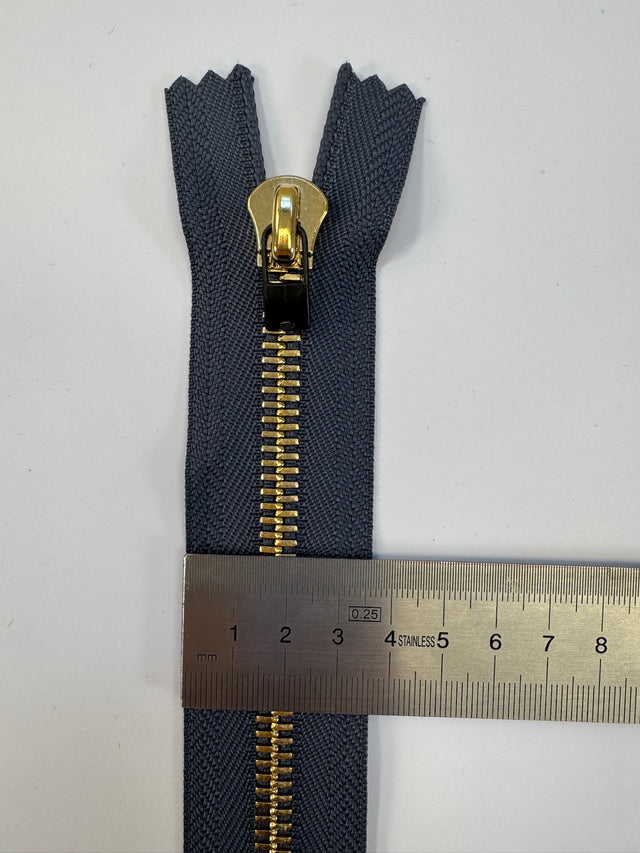 AV-2252 image 2