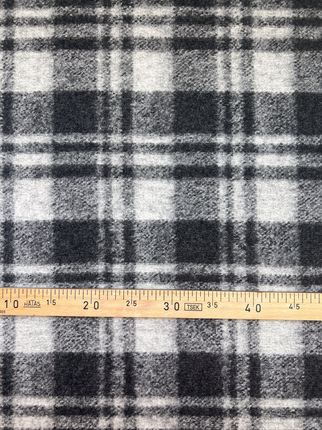 GB-017 image 4