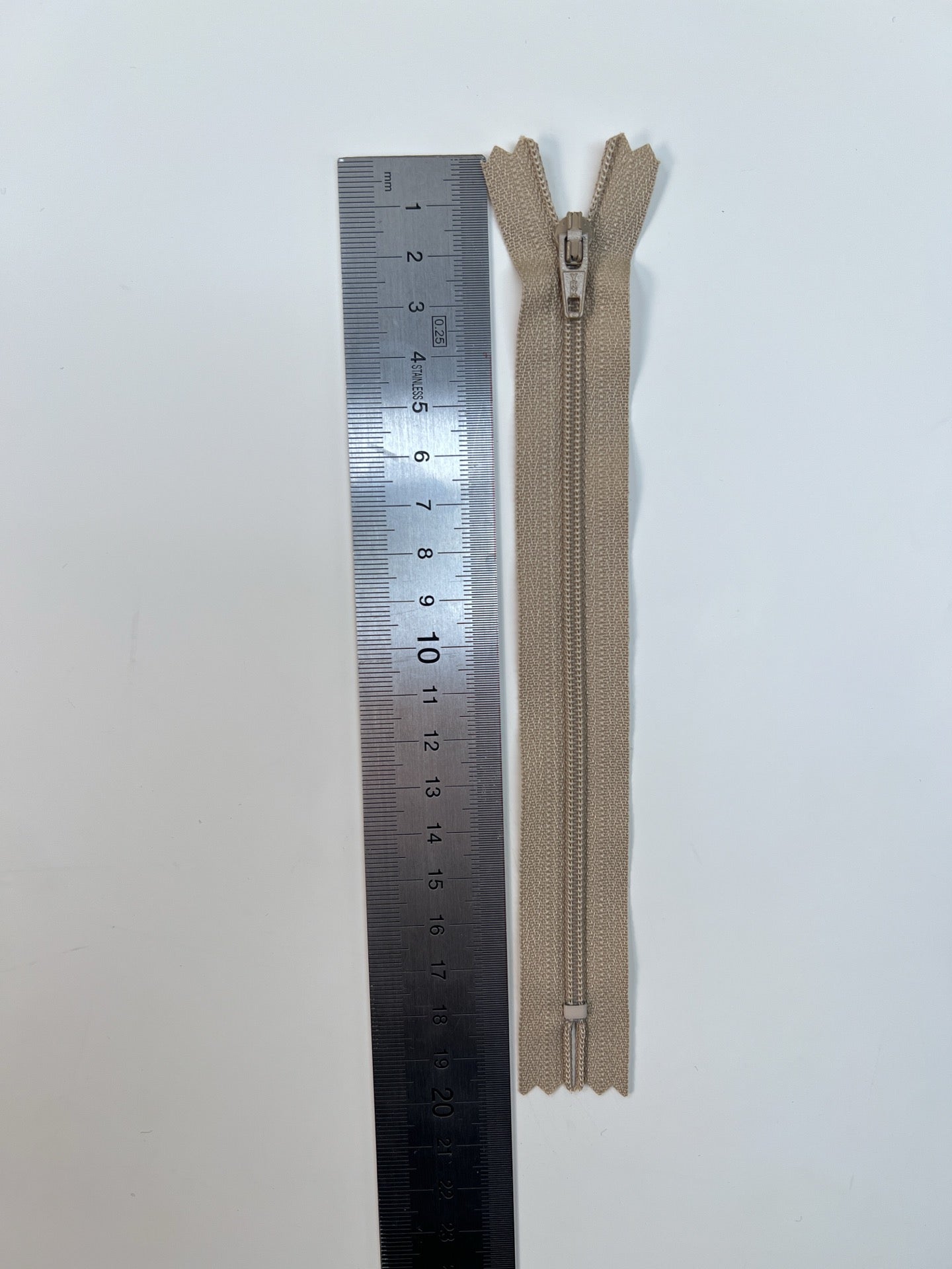 AV-1580 – image 3