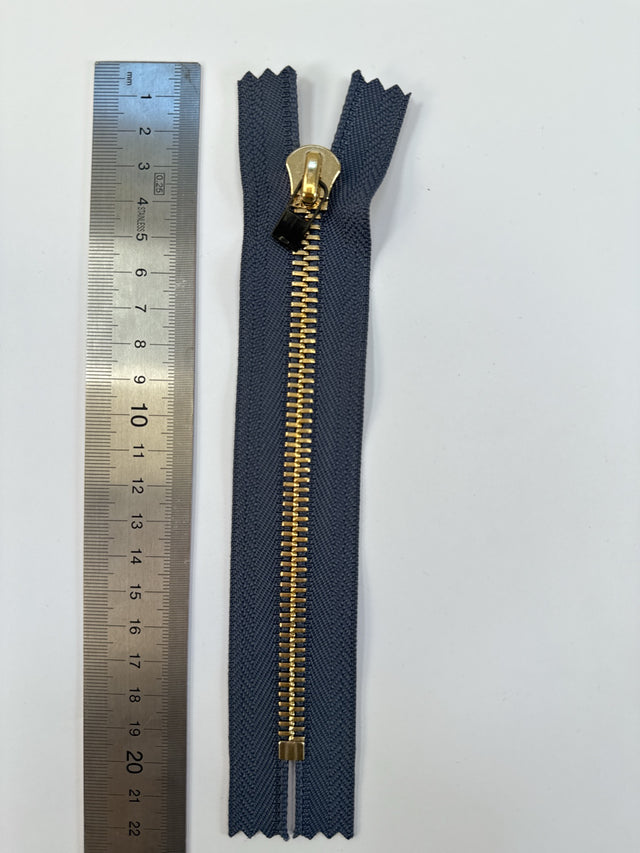AV-2251 image 3