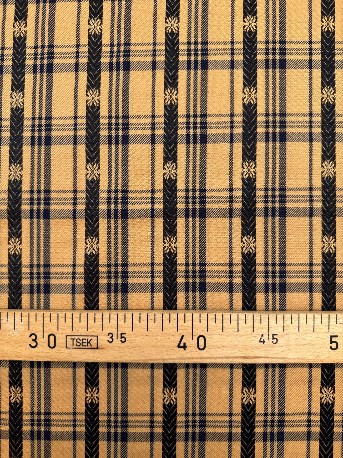 TH-376 image 4