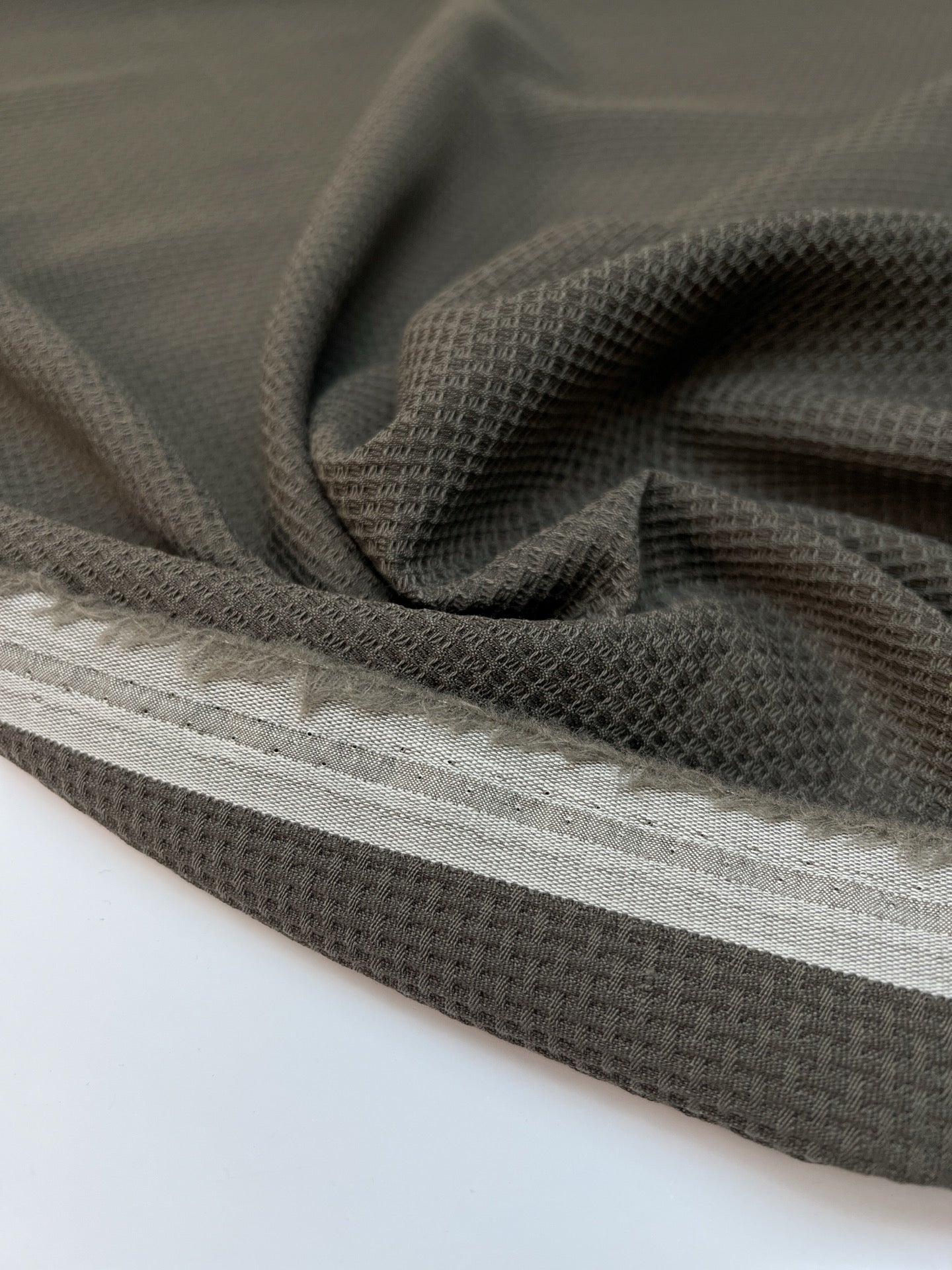 Grauer Wollstoff Mit Elastan