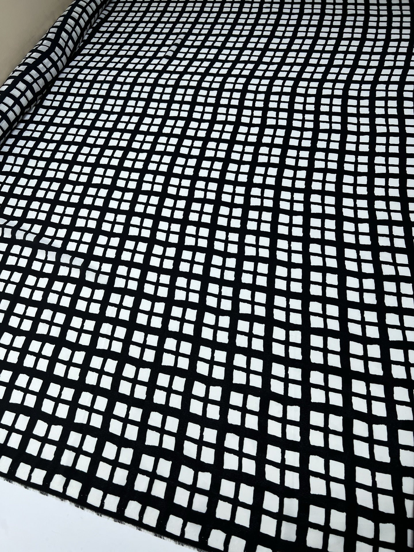 TN-735 – image 5
