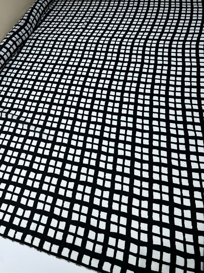 TN-735 – image 5