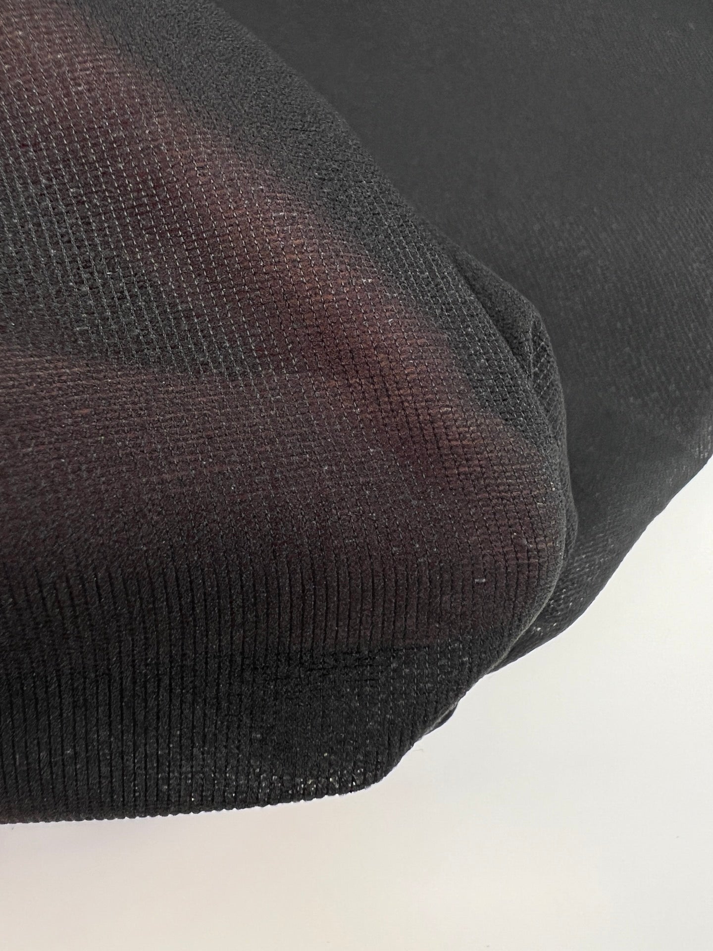 Schwarzes Polyester Vlies
